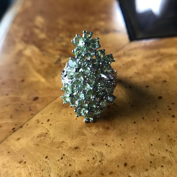 Natural Peridot Sterling Silver Cocktail Ring Size 7 - Picture 3 of 8